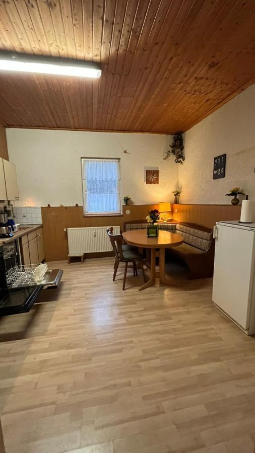 Monteure, Ganzes Haus, Schwarzheide, Haus 1 Leilighet Eksteriør bilde