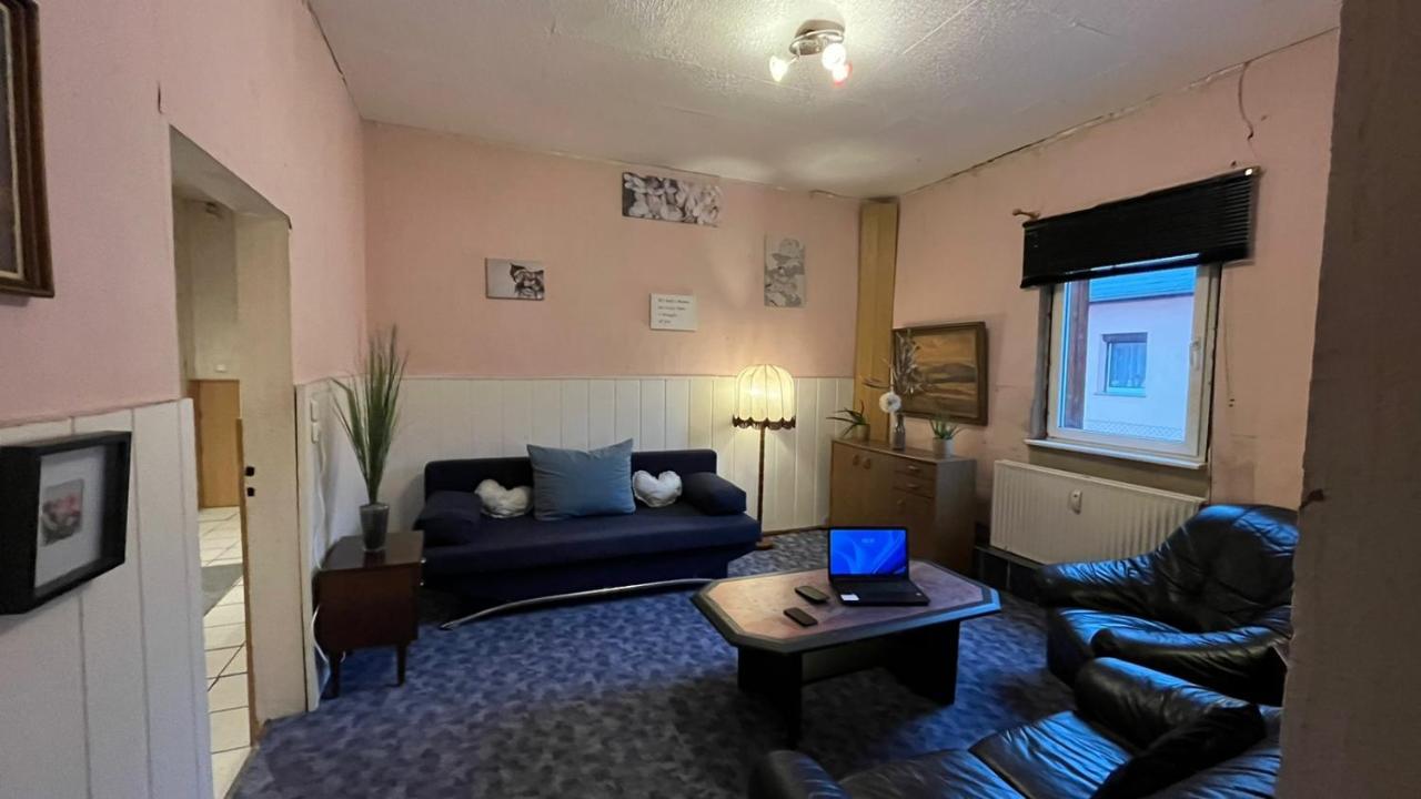 Monteure, Ganzes Haus, Schwarzheide, Haus 1 Leilighet Eksteriør bilde
