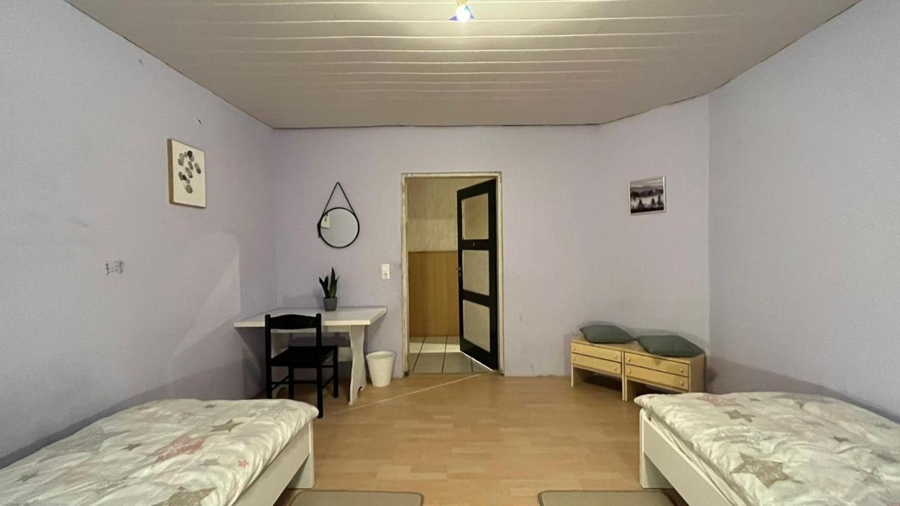 Monteure, Ganzes Haus, Schwarzheide, Haus 1 Leilighet Eksteriør bilde
