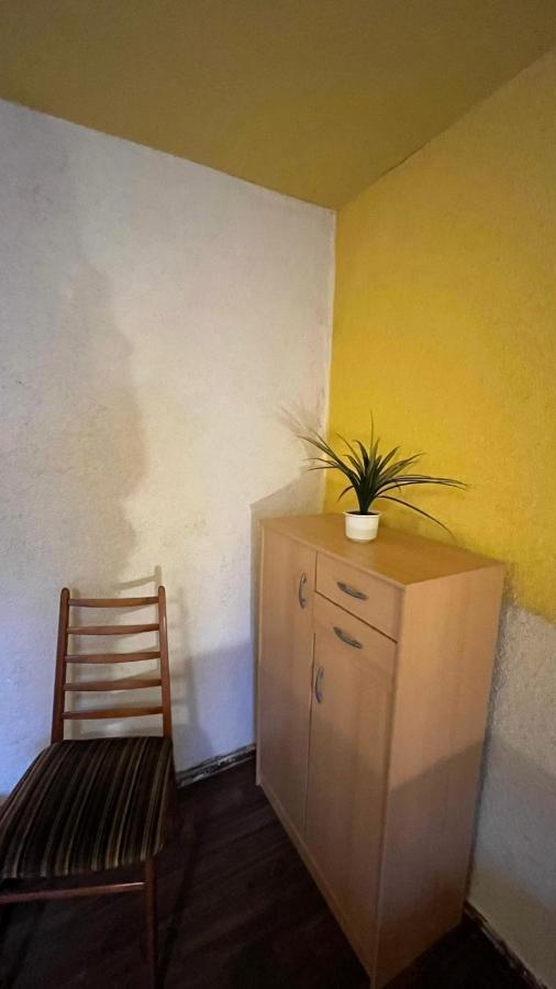 Monteure, Ganzes Haus, Schwarzheide, Haus 1 Leilighet Eksteriør bilde