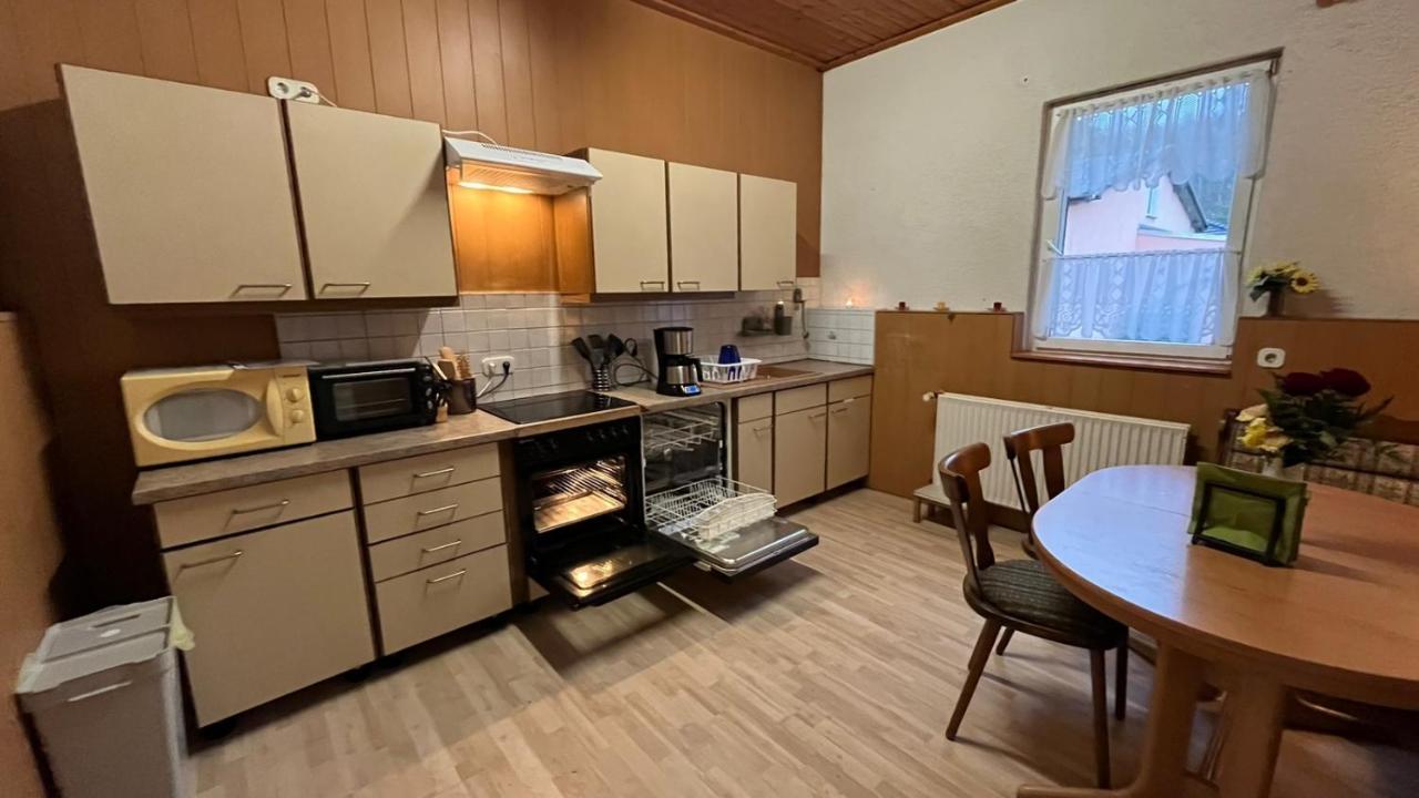 Monteure, Ganzes Haus, Schwarzheide, Haus 1 Leilighet Eksteriør bilde