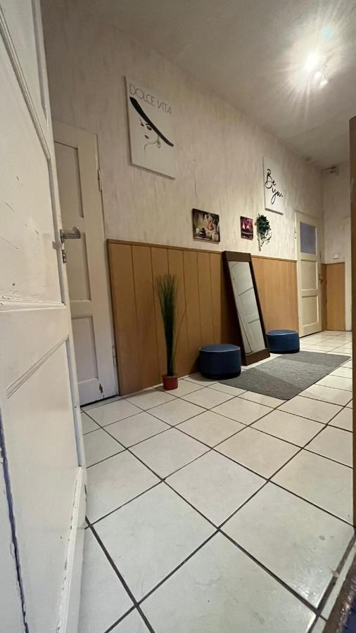 Monteure, Ganzes Haus, Schwarzheide, Haus 1 Leilighet Eksteriør bilde