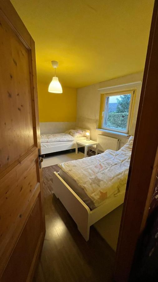 Monteure, Ganzes Haus, Schwarzheide, Haus 1 Leilighet Eksteriør bilde