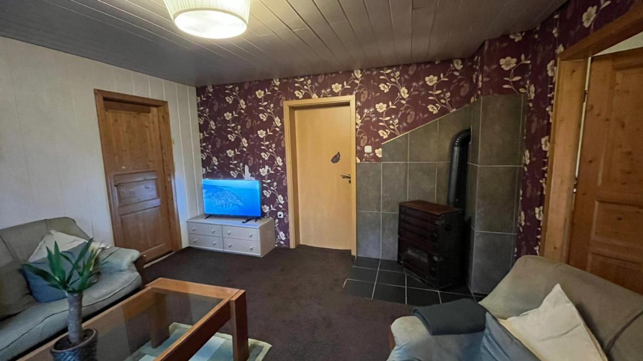Monteure, Ganzes Haus, Schwarzheide, Haus 1 Leilighet Eksteriør bilde