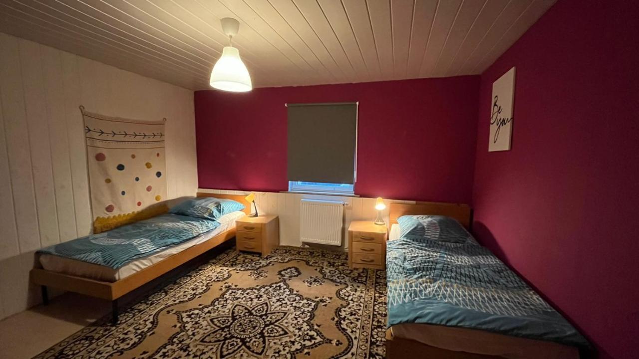 Monteure, Ganzes Haus, Schwarzheide, Haus 1 Leilighet Eksteriør bilde