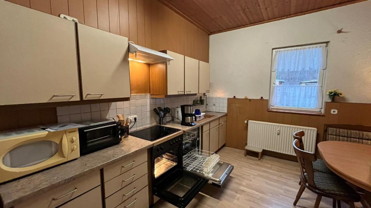Monteure, Ganzes Haus, Schwarzheide, Haus 1 Leilighet Eksteriør bilde